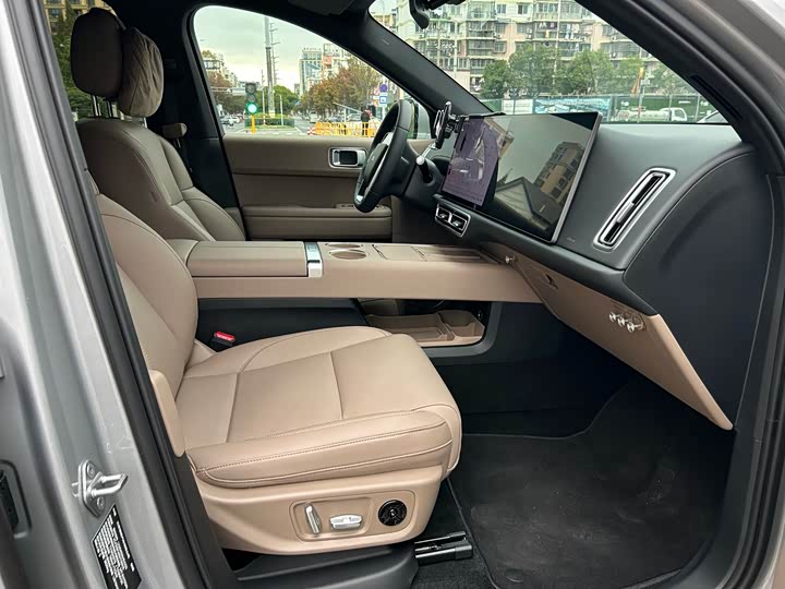 Фото 9 - LiXiang L6