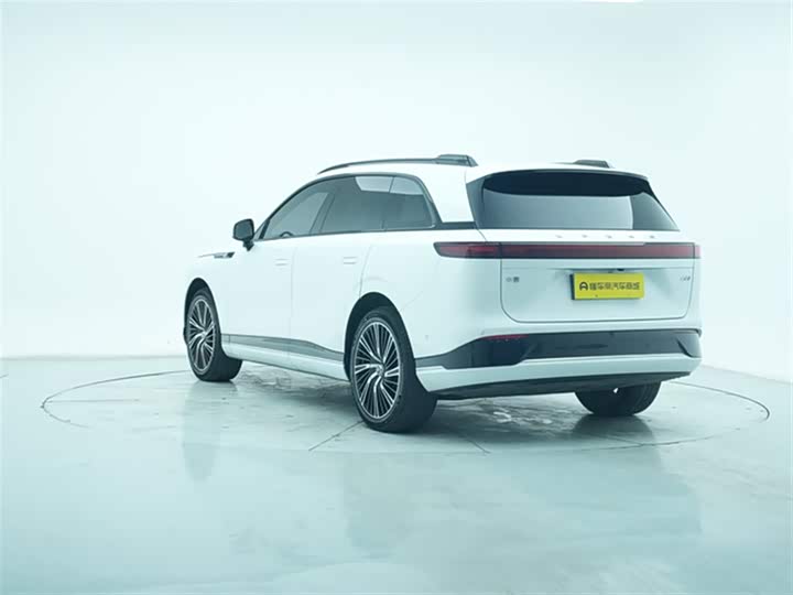 Фото 6 - XPeng G9