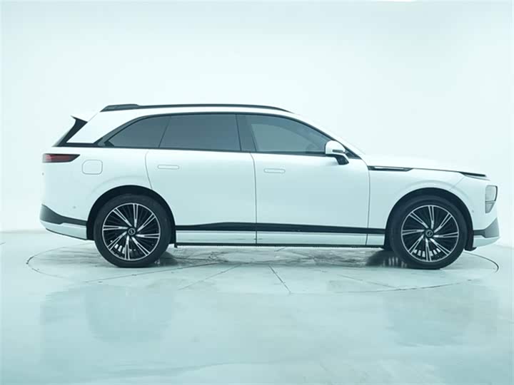 Фото 9 - XPeng G9