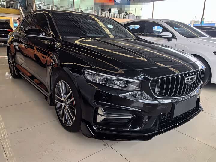 Фото 2 - Geely Preface