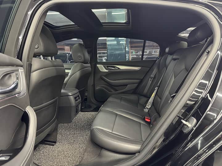 Фото 7 - Cadillac CT5