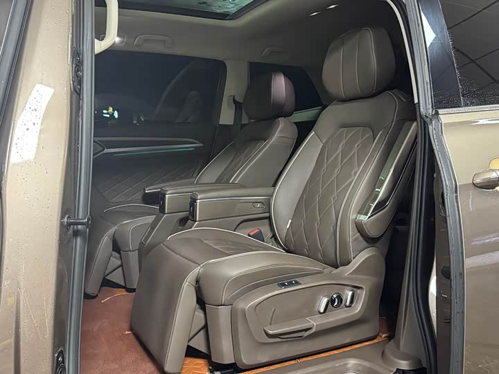 Фото 4 - Volkswagen Viloran