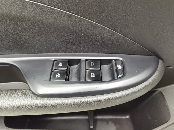 Фото 9 - Buick Excelle GT