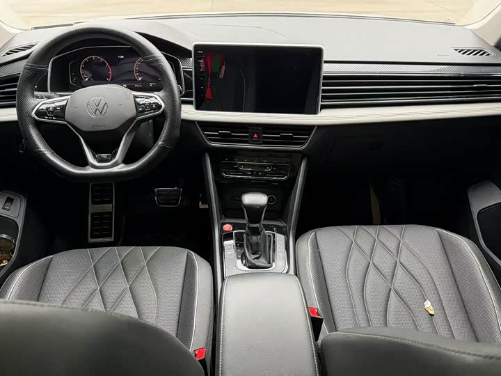 Фото 5 - Volkswagen Tiguan L Pro