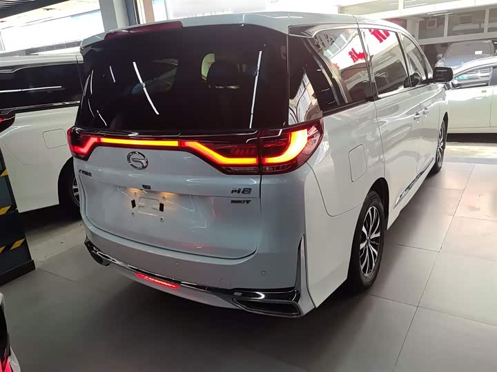 Фото 7 - GAC Trumpchi M8