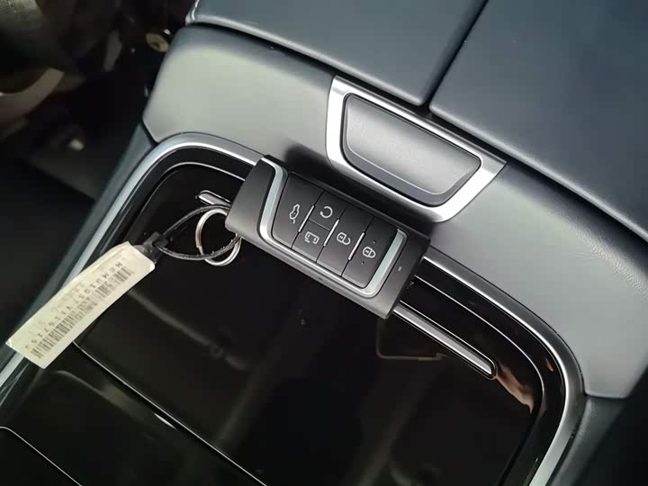 Фото 9 - GAC Trumpchi M8