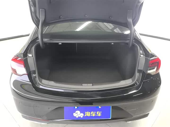 Фото 4 - Buick Regal