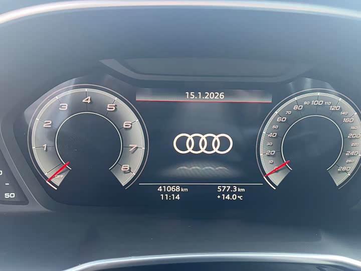 Фото 6 - Audi Q3