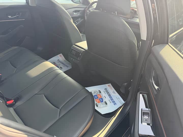 Фото 9 - Honda Accord