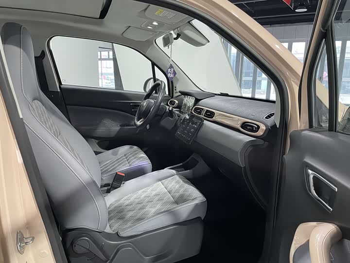 Фото 8 - Leapmotor T03