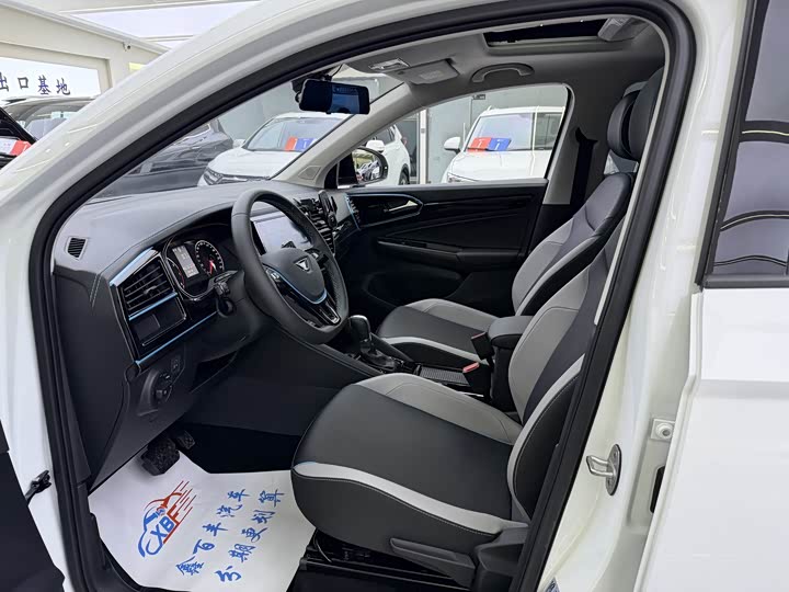 Фото 4 - Jetta VS5