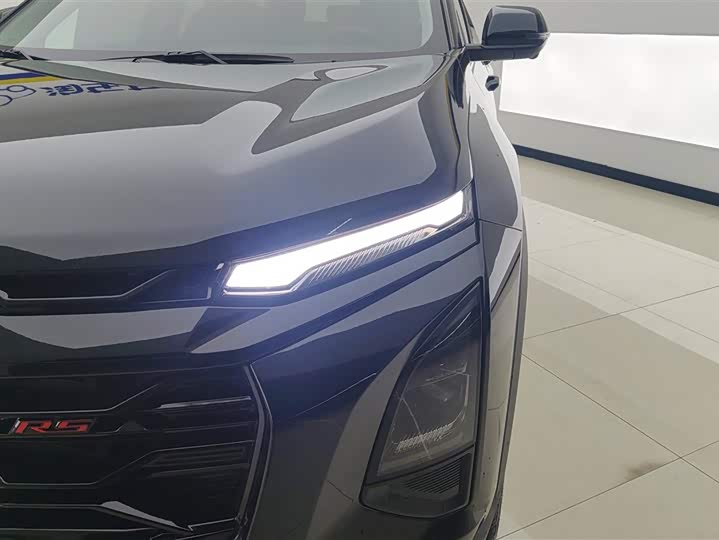 Фото 5 - Chevrolet Equinox Plus