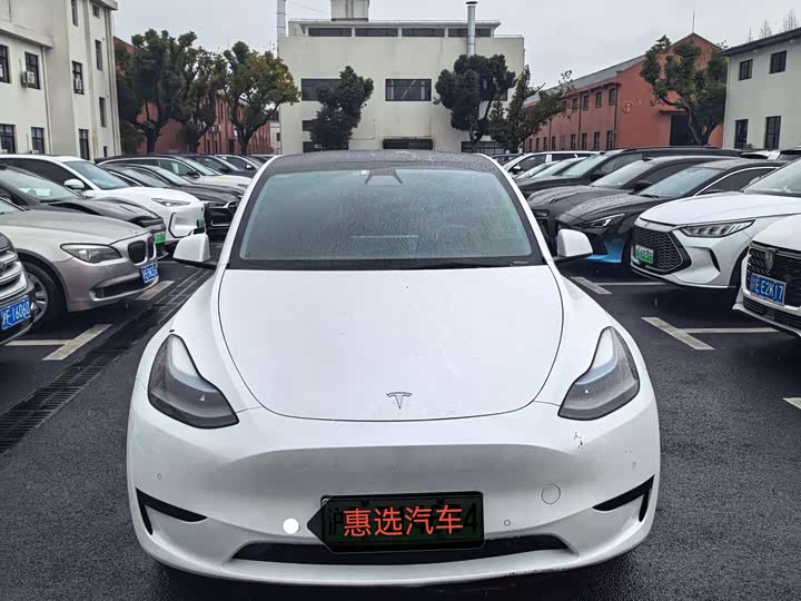 Фото 2 - Tesla Model Y