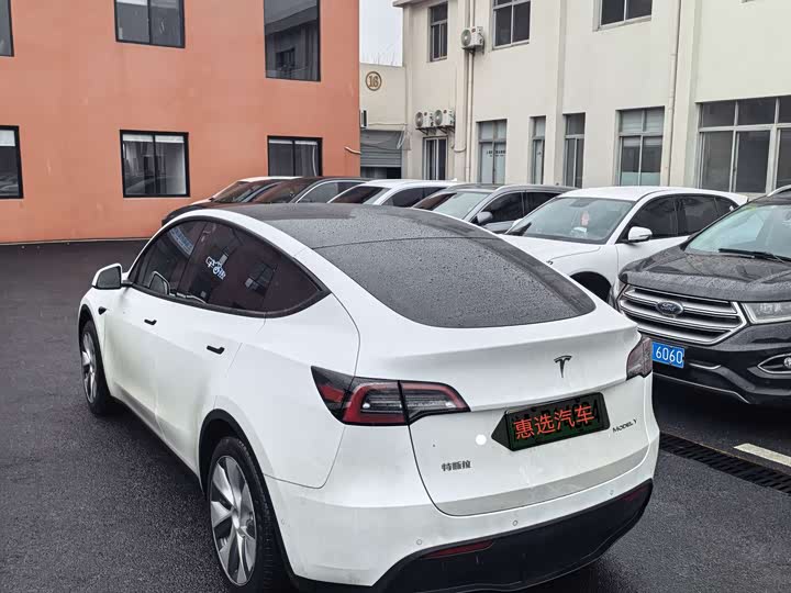 Фото 7 - Tesla Model Y