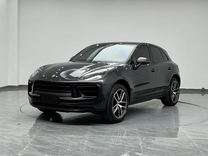 Фото 1 - Porsche Macan