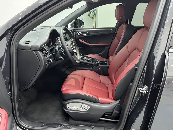 Фото 9 - Porsche Macan