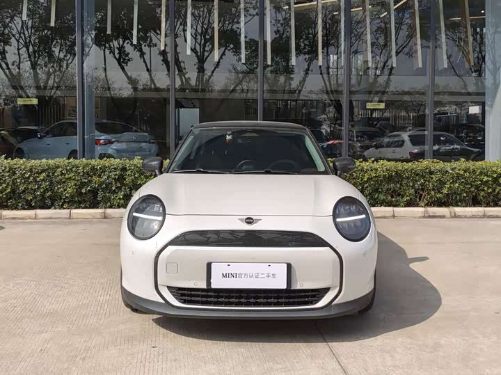 Фото 3 - Mini Cooper