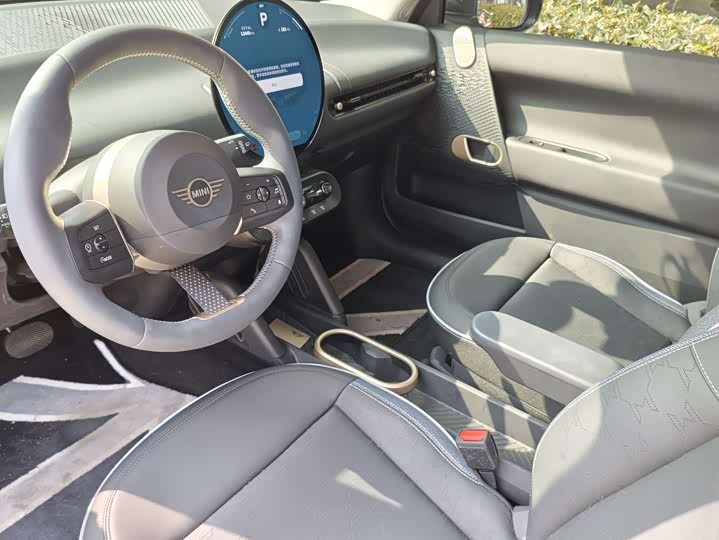 Фото 8 - Mini Cooper