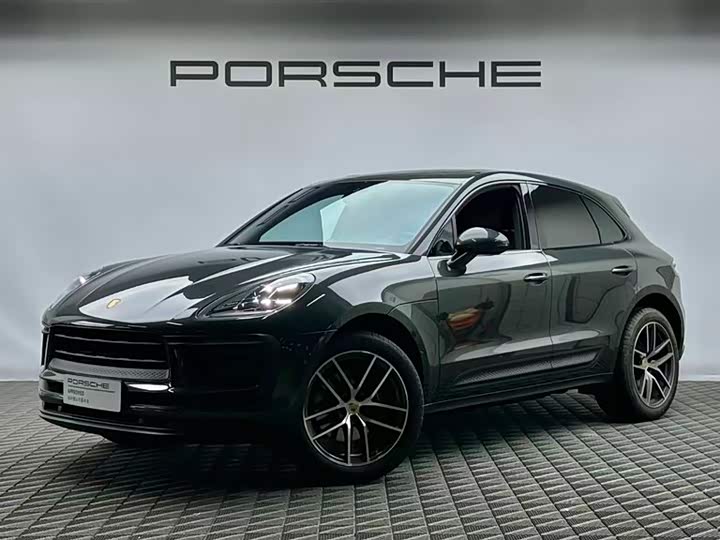 Фото 1 - Porsche Macan
