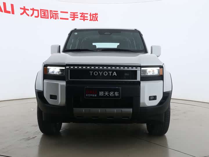 Фото 2 - Toyota Prado