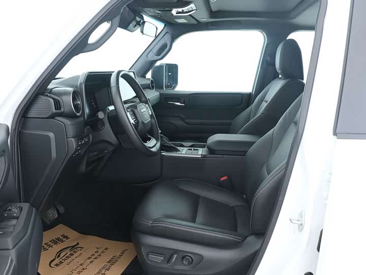 Фото 4 - Toyota Prado