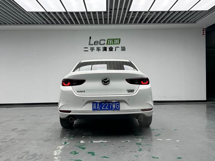 Фото 4 - Mazda 3 (Axela)