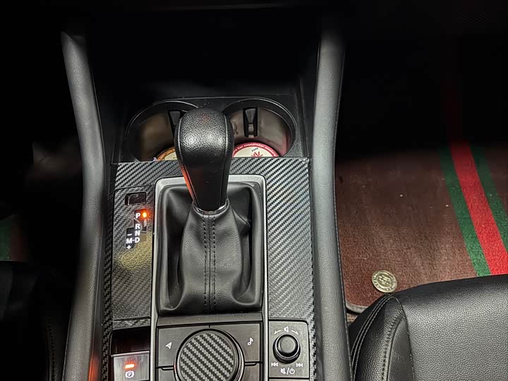 Фото 9 - Mazda 3 (Axela)