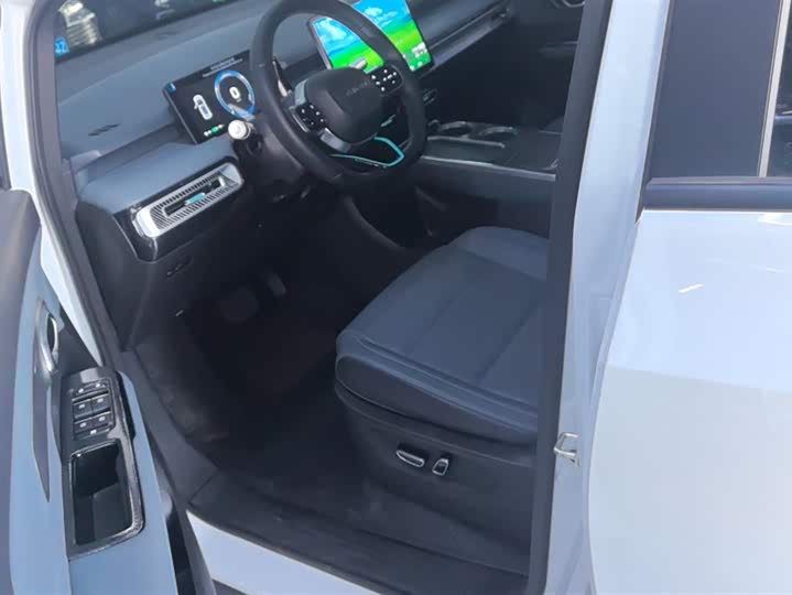 Фото 9 - GAC Aion Y