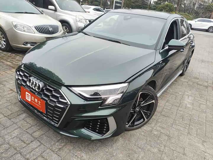 Фото 1 - Audi A3