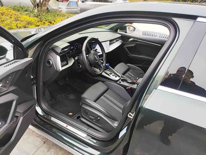 Фото 2 - Audi A3