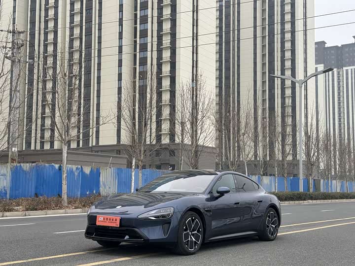 Фото 1 - Xiaomi SU7