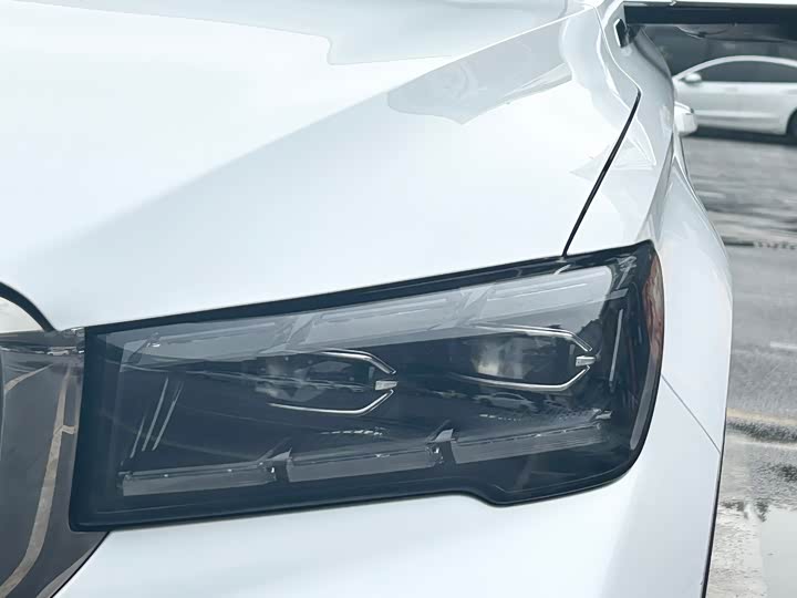 Фото 5 - Geely Monjaro