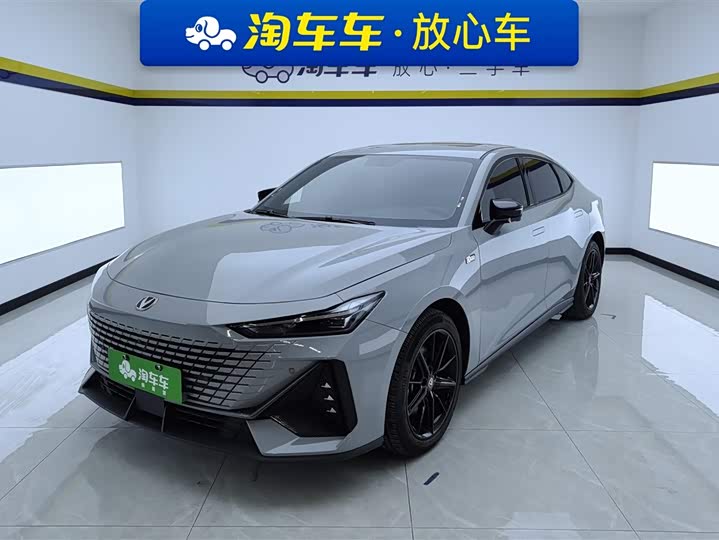 Фото 1 - Changan UNI-V Hybrid