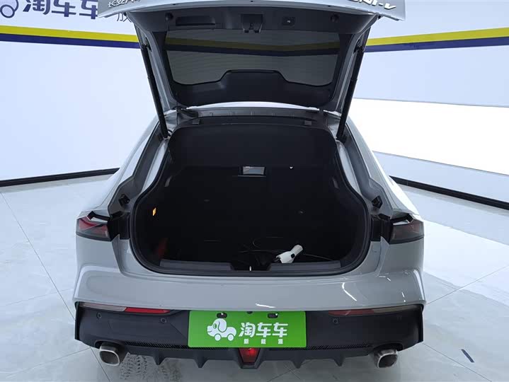 Фото 4 - Changan UNI-V Hybrid