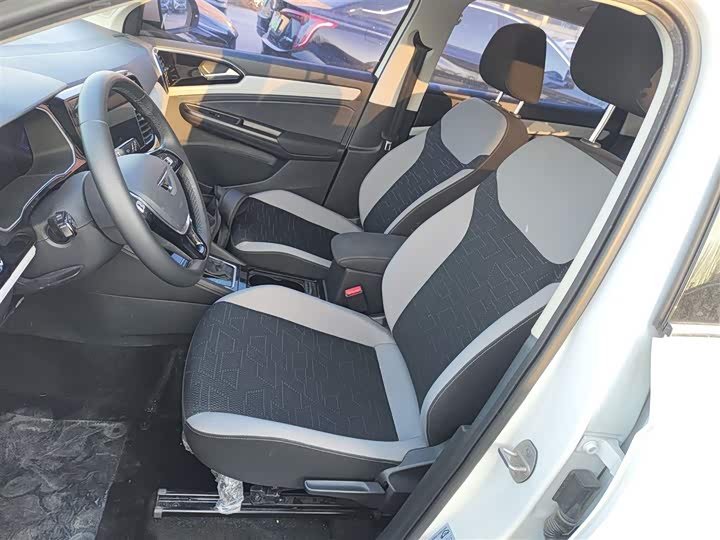 Фото 8 - Jetta VS7