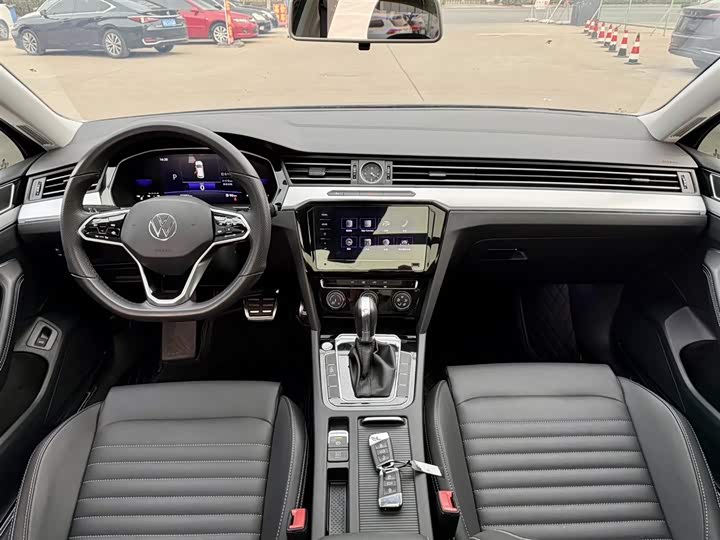 Фото 4 - Volkswagen Magotan