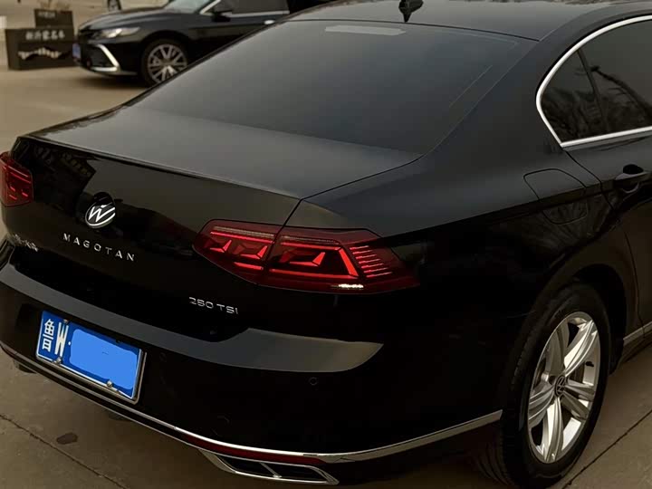 Фото 6 - Volkswagen Magotan