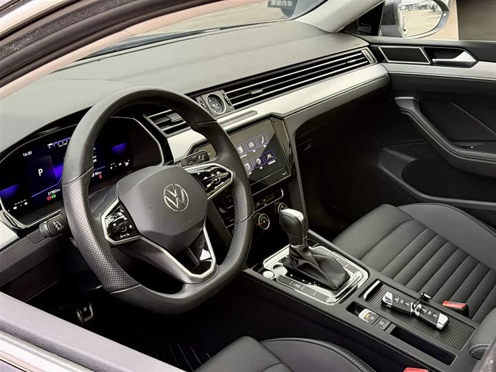 Фото 7 - Volkswagen Magotan