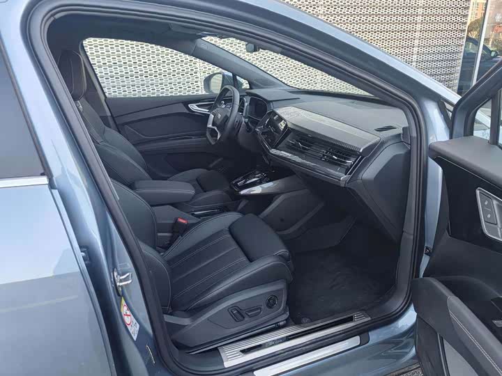 Фото 6 - Audi Q4 e-tron