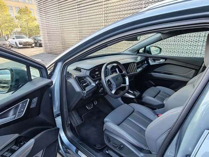 Фото 9 - Audi Q4 e-tron