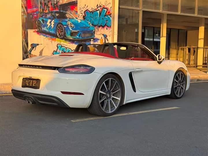 Фото 7 - Porsche 718