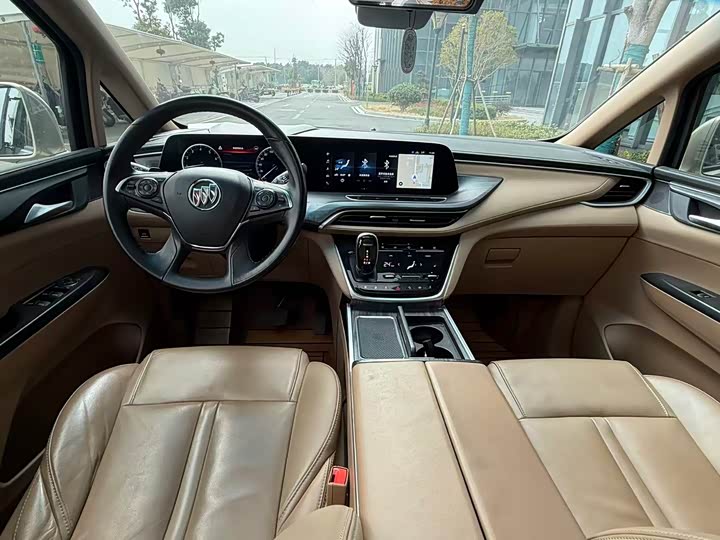 Фото 8 - Buick GL8 ES