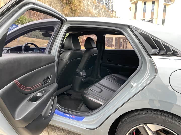 Фото 5 - Hyundai Elantra N line