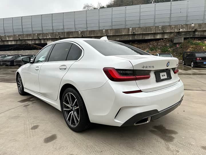 Фото 7 - BMW 3 Series