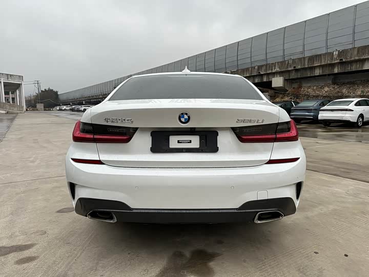 Фото 8 - BMW 3 Series