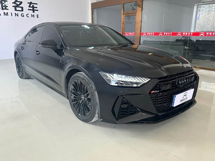 Фото 2 - Audi A7L