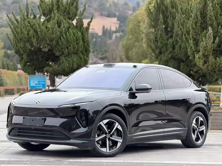 Фото 1 - Nio EC6