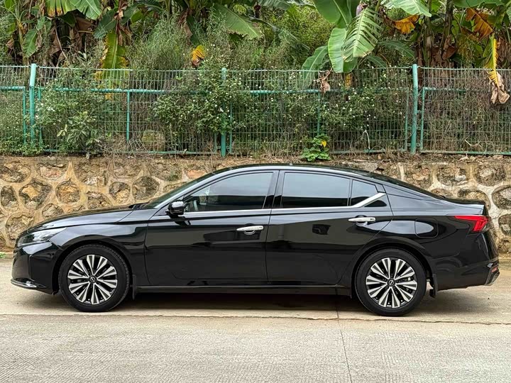 Фото 3 - Nissan Teana