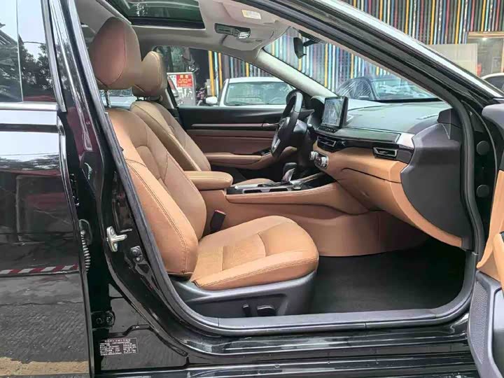 Фото 6 - Nissan Teana