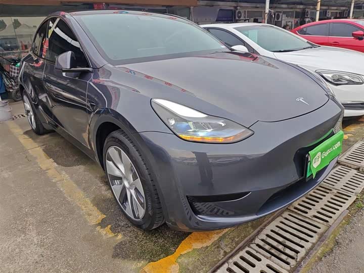 Фото 4 - Tesla Model Y